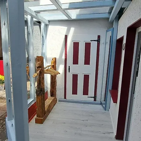 Vakantiehuis Gaestehaus Hoellenpfad Grünstadt